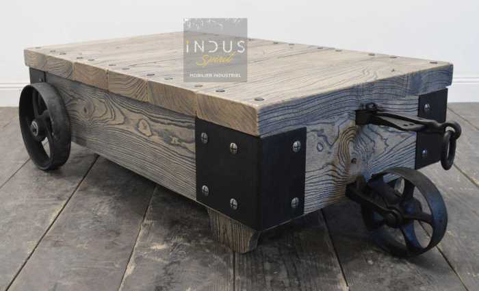 Chariot table basse industrielle