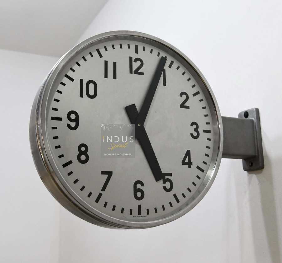 Horloge vintage Moser Baer