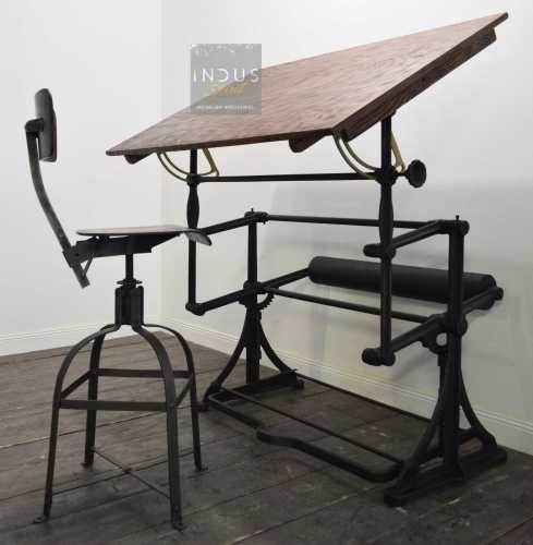 Ancienne table à dessin Darnay