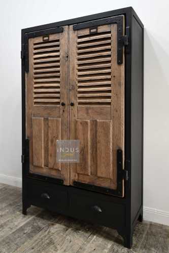 Armoire style campagne chic