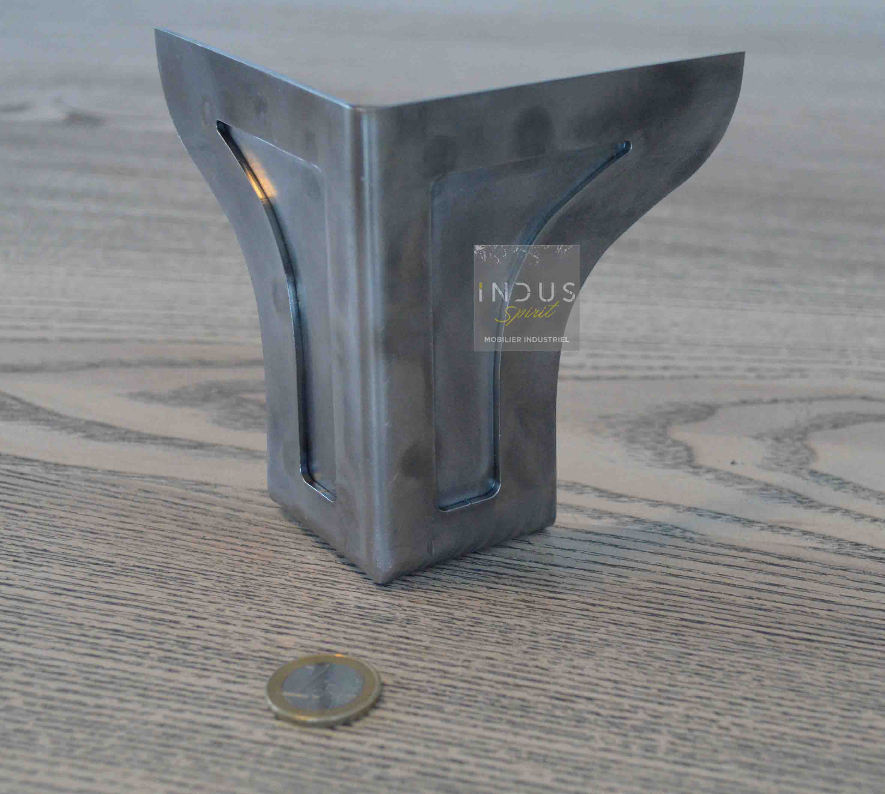Pied de meuble en métal style industriel ajouré 12,50cm - Vesta125